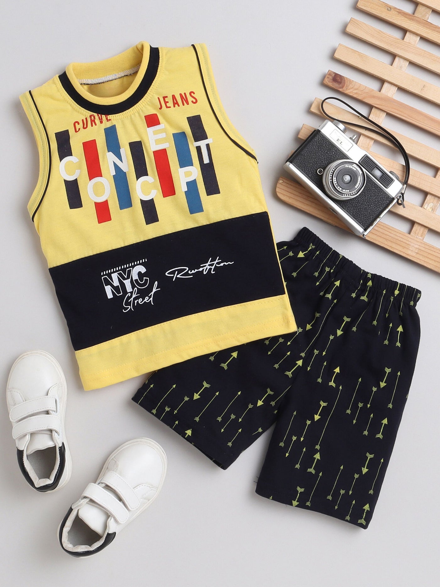 Boys Sleeve less Printed T-Shirt & Shorts Set