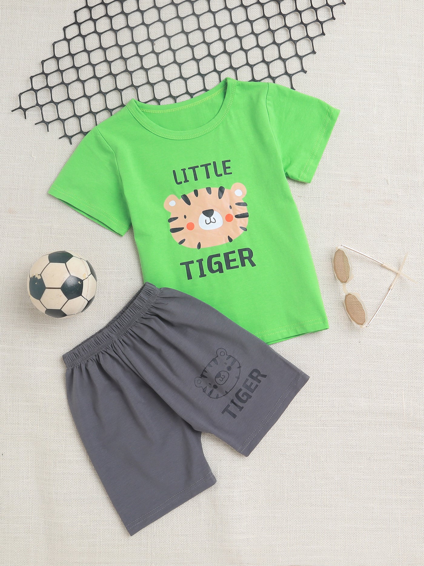 Baby Boys & Baby Girls Half Sleeves Printed T-shirt & Shorts Set