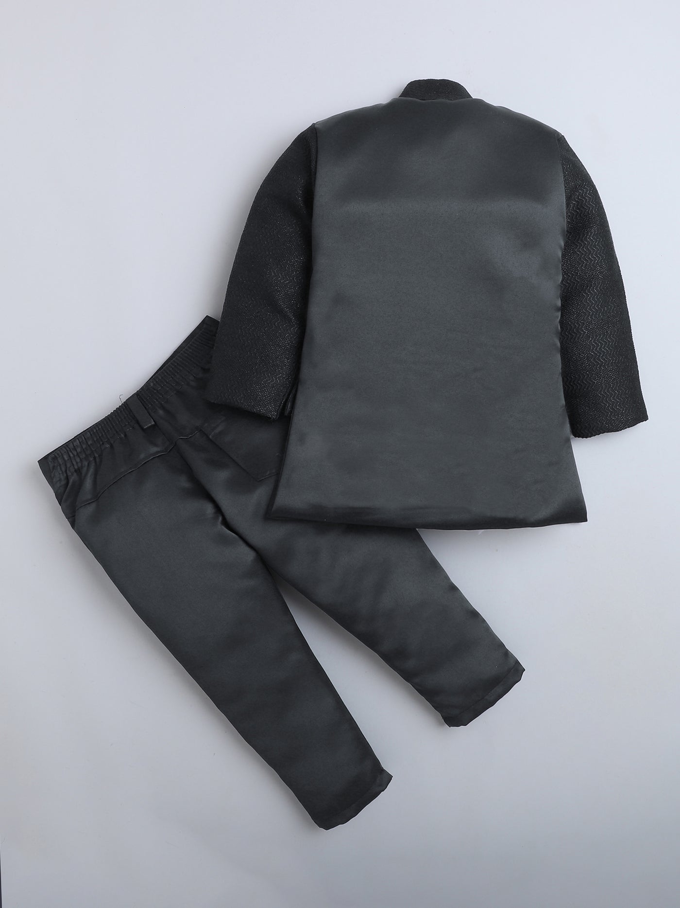 Boys Jacquard Zigzag Pattern Sherwani & Trouser Set