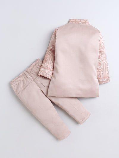 Boys Jacquard Leaf Motifs Sherwani & Trouser Set With Shrug