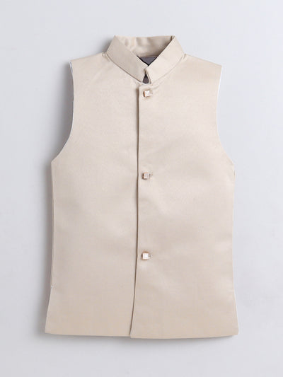 Boys Jacquard Leaf Motifs Sherwani & Trouser Set With Shrug